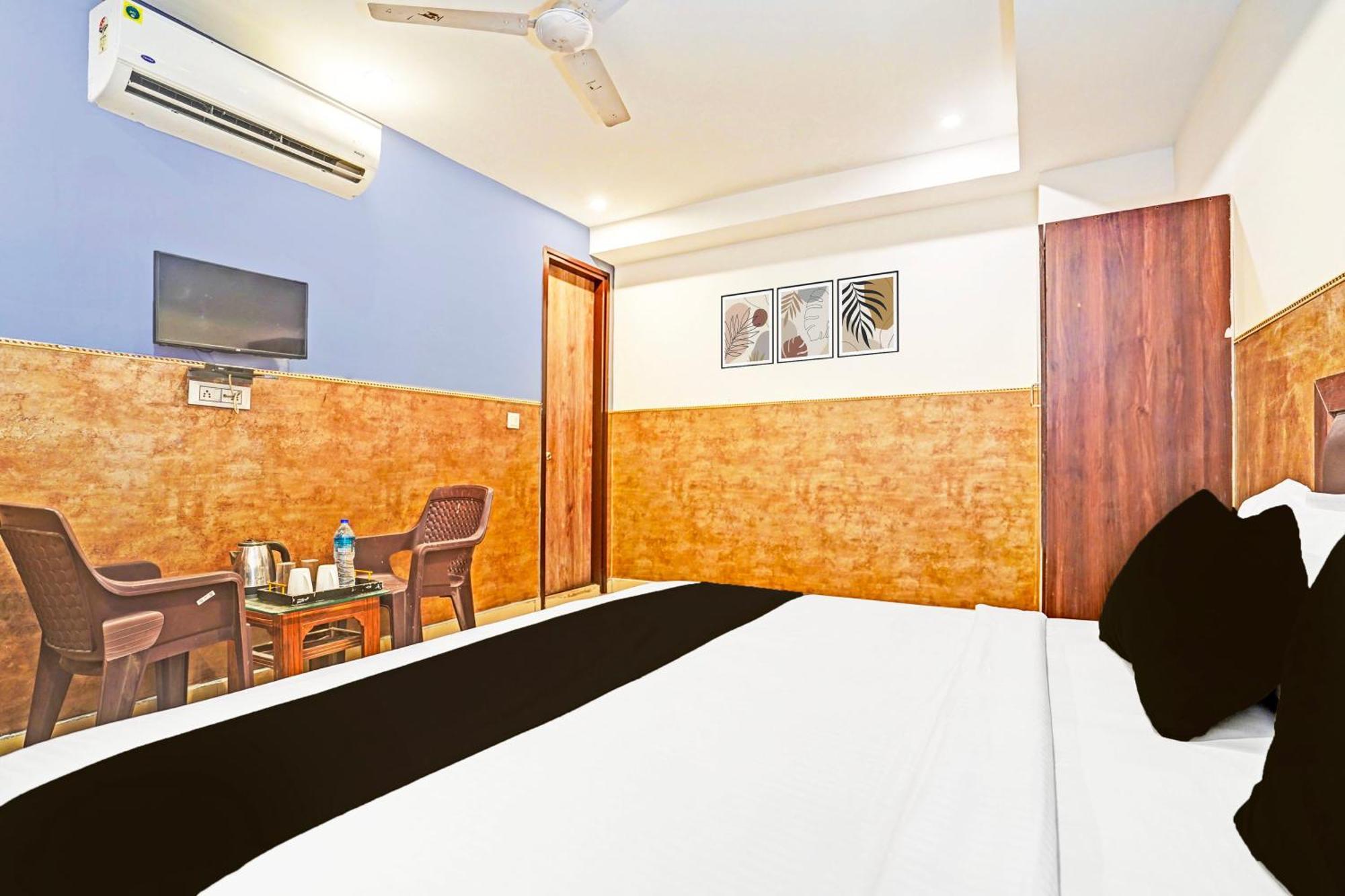 Collection O Tilak Nagar Near Pacific Mall 델리 외부 사진